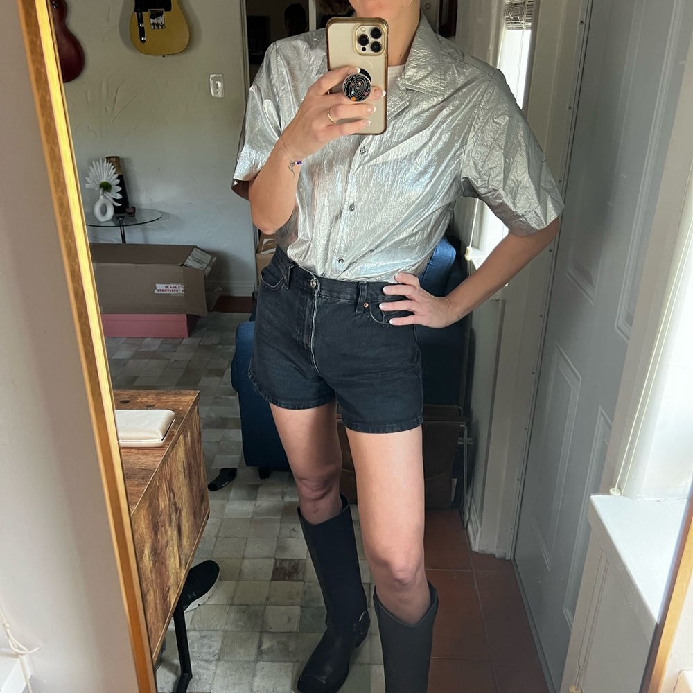 SIMON MILLER crushed silver short sleeve button up